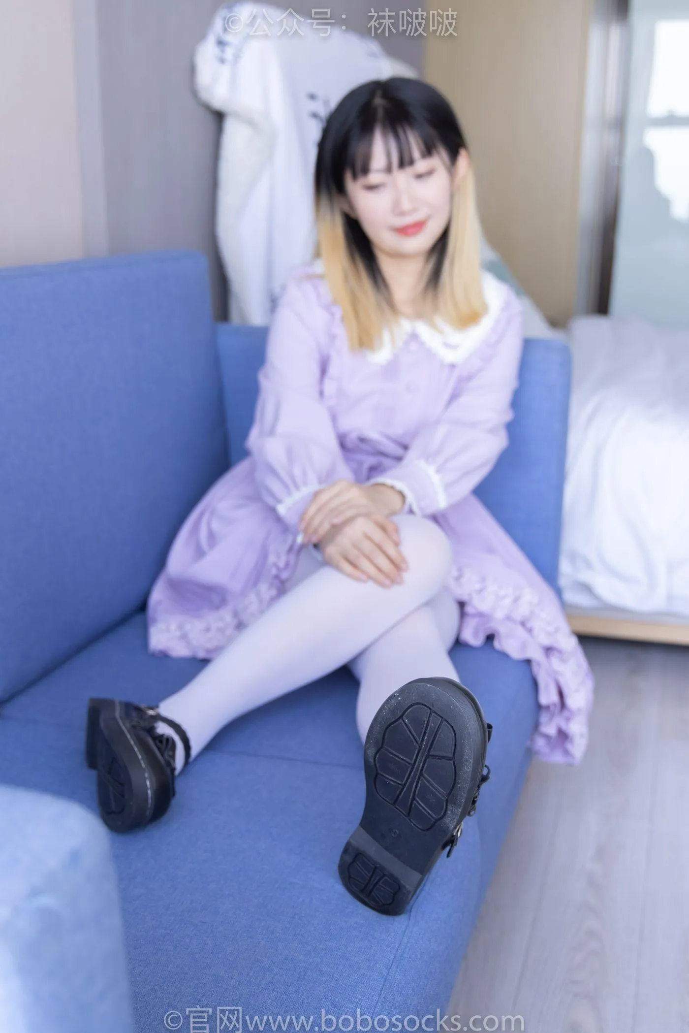 [BoBoSocks袜啵啵]NO.079 砂糖-皮鞋、厚白丝（花絮版） [140P]插图2